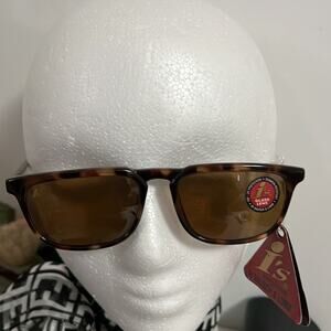 BAUSCH & LOMB I’S SUNGLASSES‎ NWT W1823